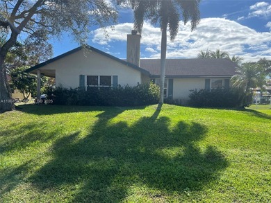 (private lake, pond, coastal) Home For Sale in Plantation Florida