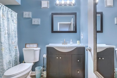 Relax in the large 3rd floor end unit with an Oceanview. The - photo 22