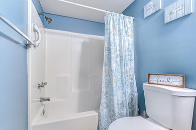 Relax in the large 3rd floor end unit with an Oceanview. The - photo 23