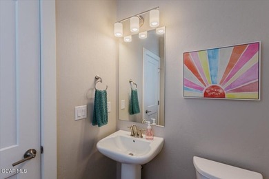 Welcome home to your fully furnished mountain escape located on - photo 28