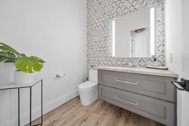 Experience the perfect blend of luxury, privacy, and modern - photo 28