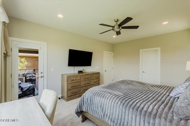 Welcome home to your fully furnished mountain escape located on - photo 36
