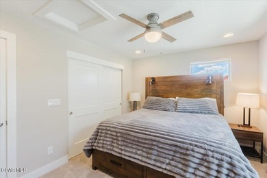 Welcome home to your fully furnished mountain escape located on - photo 38
