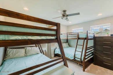 Welcome home to your fully furnished mountain escape located on - photo 42