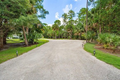 Experience the perfect blend of luxury, privacy, and modern - photo 43