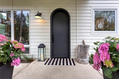 A rare waterfront estate of remarkable scale and privacy, this 9 - photo 9