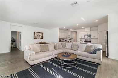 Discover Your Dream Oasis! Welcome to one of Tuckers Cove's most - photo 11