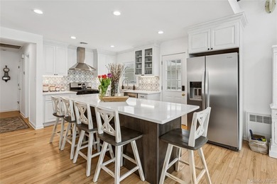 Welcome to 246 W Bay Drive, a stunning waterfront retreat in the - photo 14