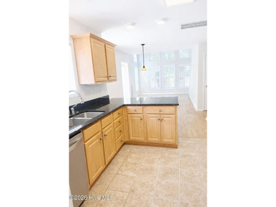 Welcome to Cedar Wood Condos in the highly sought-after - photo 5