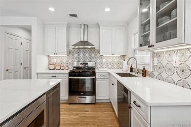 Welcome to 246 W Bay Drive, a stunning waterfront retreat in the - photo 15