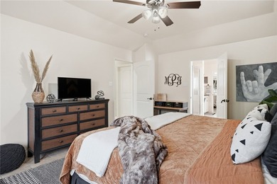 Located in the prestigious North Shore subdivision near the bay - photo 24