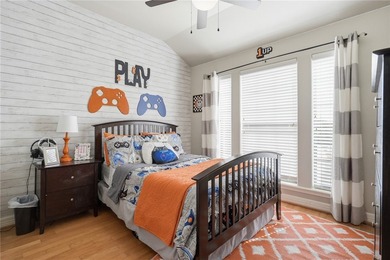 Located in the prestigious North Shore subdivision near the bay - photo 27