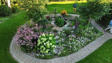 Experience the beauty of Lake Michigan living in this - photo 8