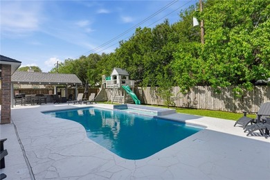 Located in the prestigious North Shore subdivision near the bay - photo 39