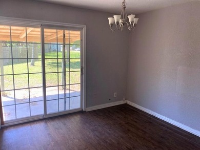 **PRICE REDUCTION** Ready to move this!! Great home or - photo 4