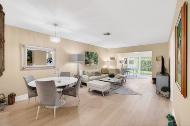 Beautiful one-of-a-kind villa in the desirable Camelot Village - photo 5