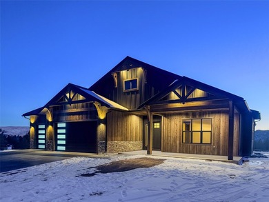Brand New Custom Construction on 2.72 private acres in Canyon - photo 1