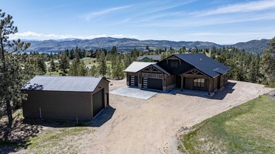 Brand New Custom Construction on 2.72 private acres in Canyon - photo 4