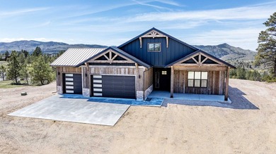 Brand New Custom Construction on 2.72 private acres in Canyon - photo 5