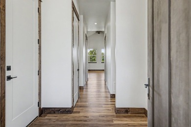 Brand New Custom Construction on 2.72 private acres in Canyon - photo 6