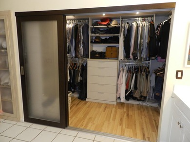 SPACIOUS 2 BEDROOM PLUS DEN/OFFICE GREAT FLOOR PLAN AS YOU ENTER - photo 14