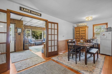 Lakefront living at this charming 2-bedroom, 1-bath cottage - photo 14