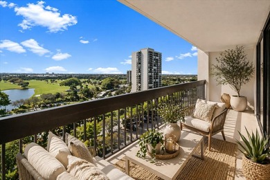 Step into refined living at The Lincoln Tower with Stunning Golf - photo 7
