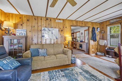 Lakefront living at this charming 2-bedroom, 1-bath cottage - photo 20