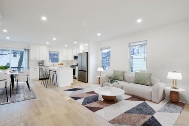 Lovely 2 family new construction almost completed. Truly a - photo 8