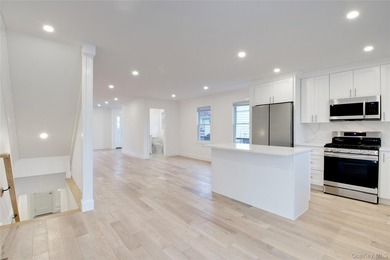 Lovely 2 family new construction almost completed. Truly a - photo 9
