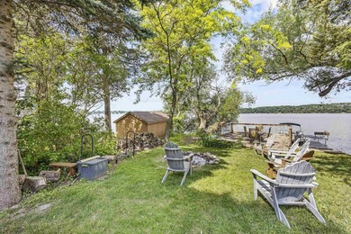 Lakefront living at this charming 2-bedroom, 1-bath cottage - photo 47