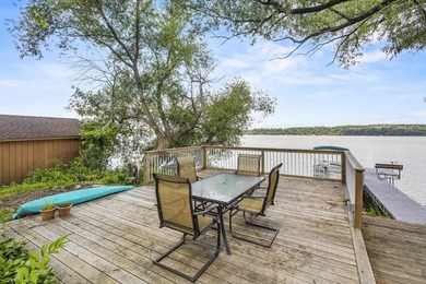 Lakefront living at this charming 2-bedroom, 1-bath cottage - photo 50
