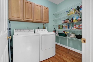 The perfect Edisto Island Home, 3 BR, 2 BA, open floor plan with - photo 11