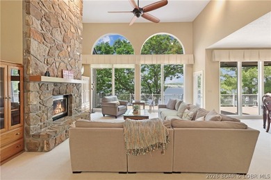 Welcome to 55 Point Hickory Ct. in beautiful Four Seasons, MO! - photo 13