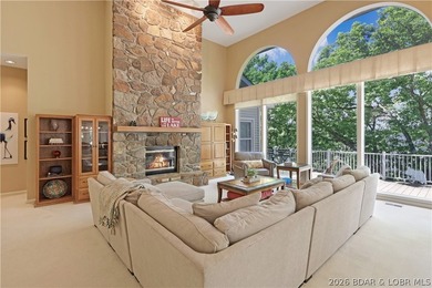 Welcome to 55 Point Hickory Ct. in beautiful Four Seasons, MO! - photo 14