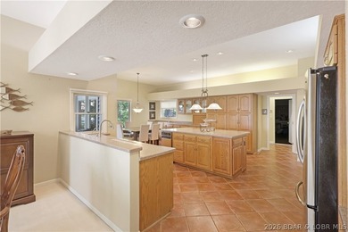 Welcome to 55 Point Hickory Ct. in beautiful Four Seasons, MO! - photo 19