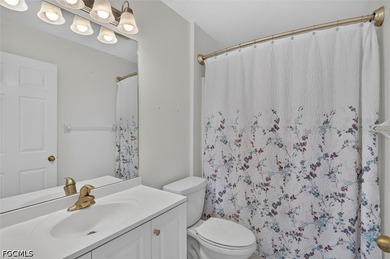 This beautifully maintained 3 bedroom, 2 bathroom home blends - photo 20
