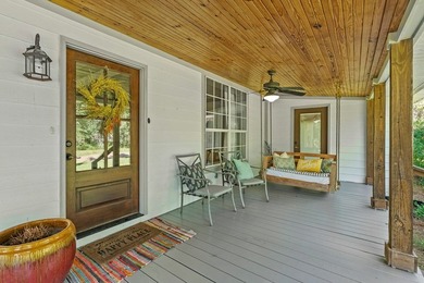 Country living with a kitchen that'll make you stay. This fully - photo 2