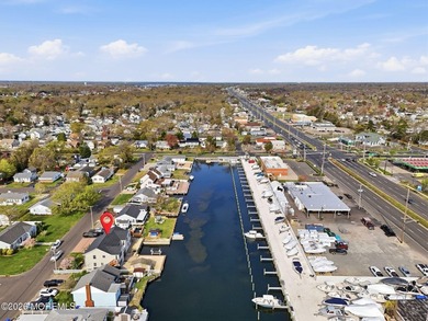 Waterfront living meets smart investing in this beautifully - photo 26