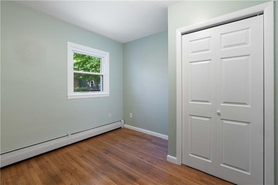 Welcome to 278 Green End Avenue, a well-maintained single-level - photo 27