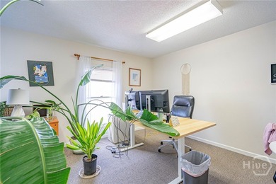 Rare opportunity to acquire up to 4,214 square feet of office - photo 29