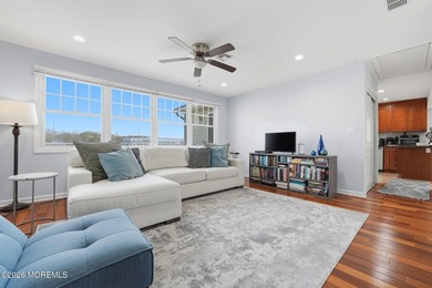Waterfront living meets smart investing in this beautifully - photo 29