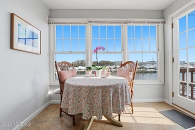 Waterfront living meets smart investing in this beautifully - photo 34