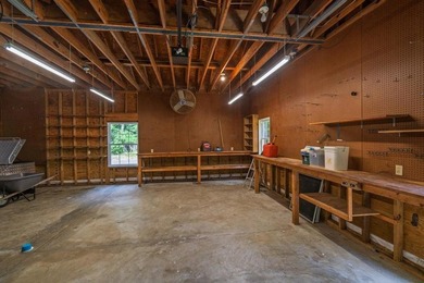 The perfect Edisto Island Home, 3 BR, 2 BA, open floor plan with - photo 42