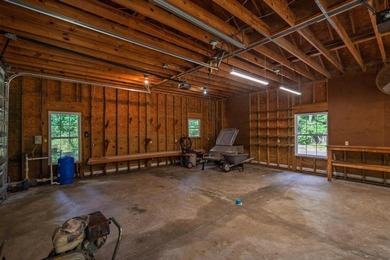The perfect Edisto Island Home, 3 BR, 2 BA, open floor plan with - photo 43