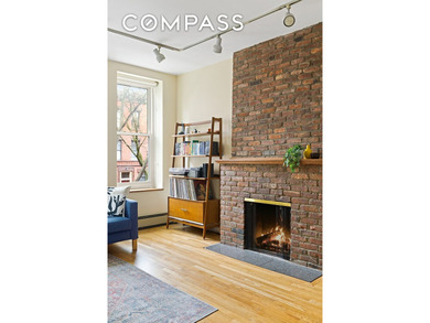 Set on a charming block in the South Slope, this unique 2 - photo 2