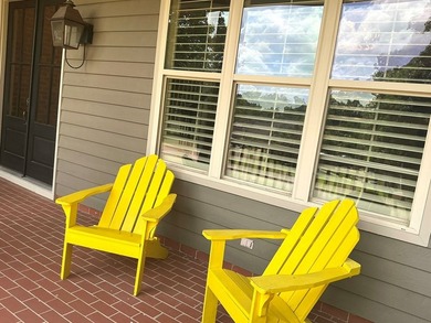 Beautifully Maintained one owner Brick Home in the highly - photo 5
