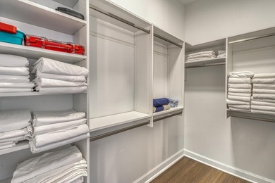 Fabulous 3 bedroom and 2 bath condo located in the Waters in - photo 24
