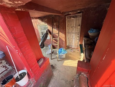 Attention renovators, investors, and end users with vision - photo 27