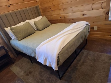 Your dream lakefront escape awaits! This fully furnished - photo 28